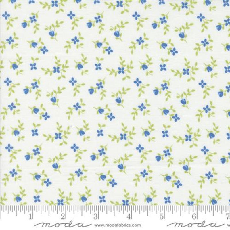 Cali & co. blue floral