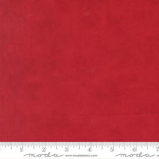 Hovedbilde When snow falls cranberry red